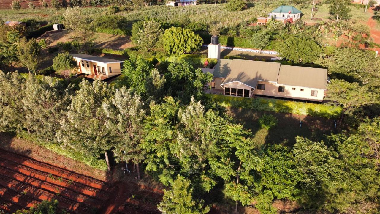 Tanzanice Farm Lodge Карату Экстерьер фото